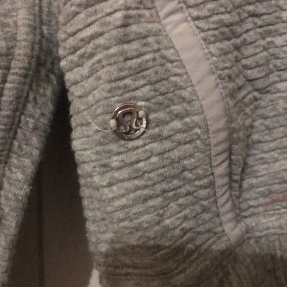 Lululemon sweater - Picture 5 of 6
